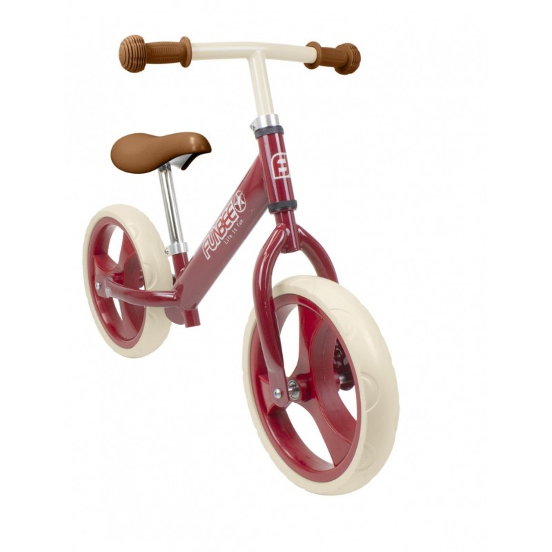 Draisienne rouge avec casque bol